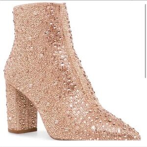 Betsey Johnson Cady Bootie in Blush Size 9